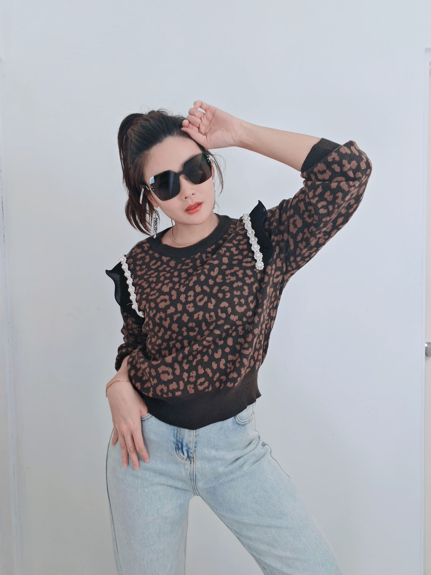 T3899-Pearl Trim Leopard Knit Top