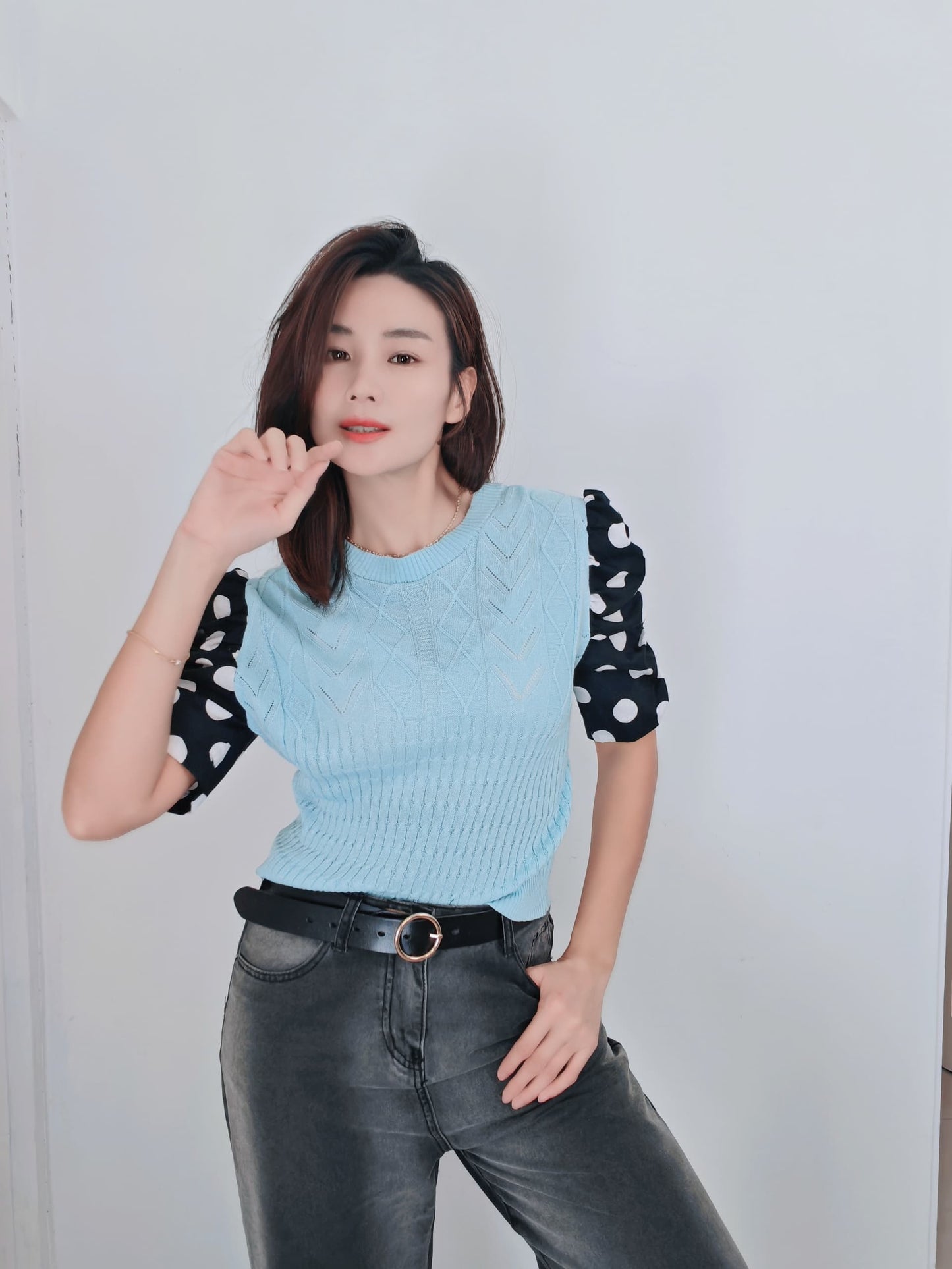 T4607 polka dot shirt