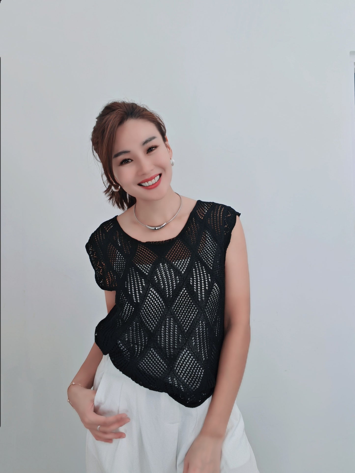 T6731 镂空 Sleeveless Top