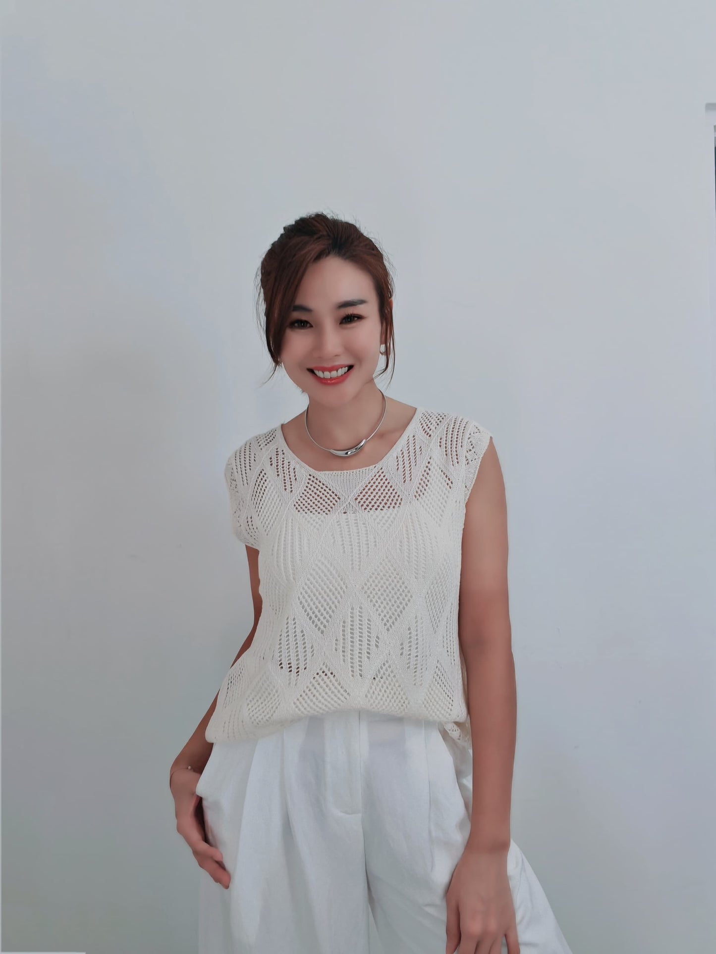 T6731 镂空 Sleeveless Top