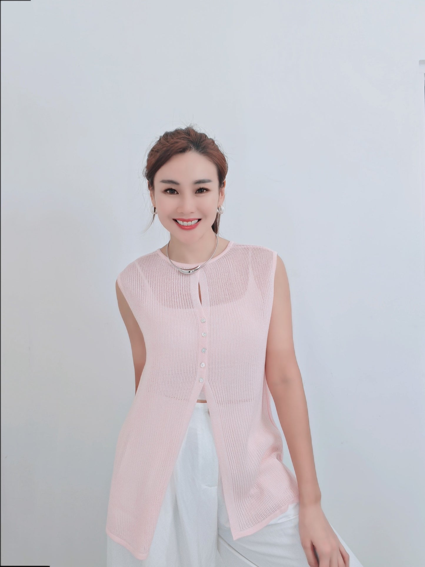 T6757 镂空 Sleeveless Top