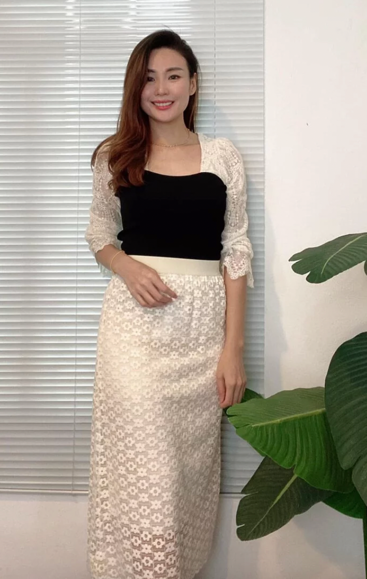 S5146 Flower Monogram Embroidered Skirt