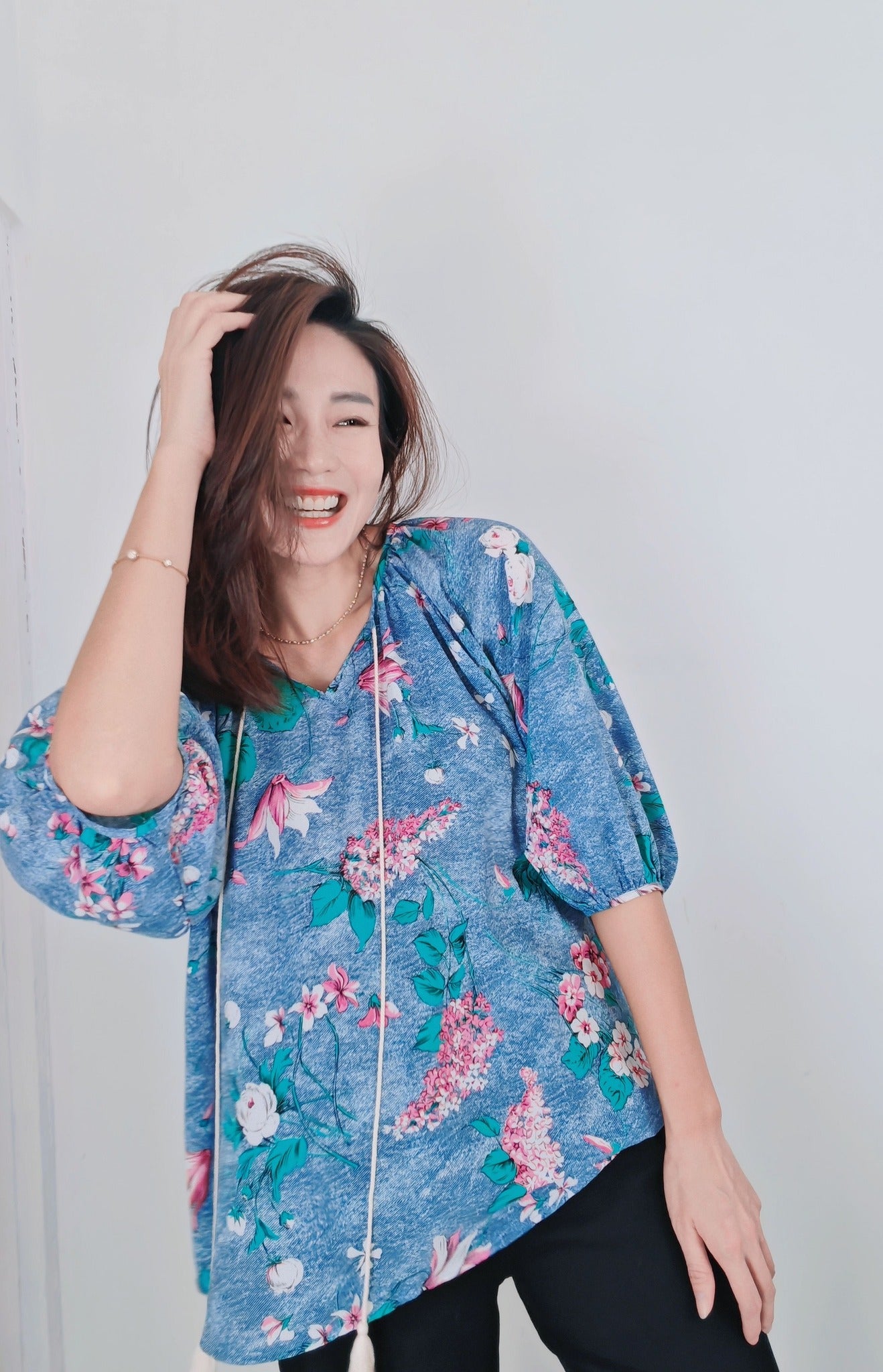 T6081 抽绳领设计款 Short Sleeve Shirt