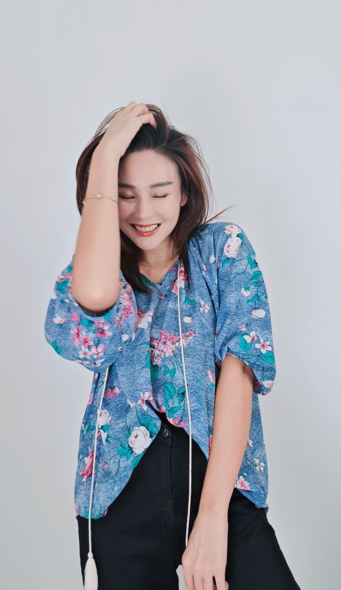 T6081 抽绳领设计款 Short Sleeve Shirt