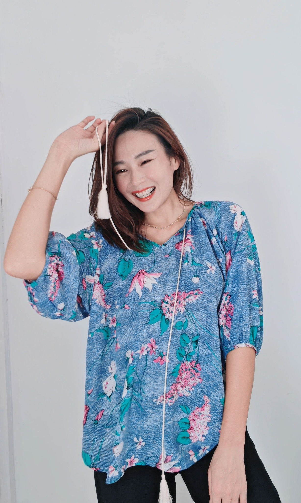 T6081 抽绳领设计款 Short Sleeve Shirt